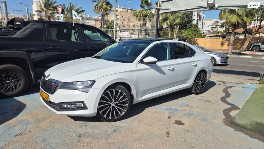 מודעת רכב סקודה סופרב