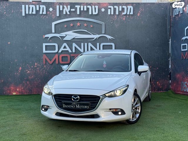 מודעת רכב מאזדה 3