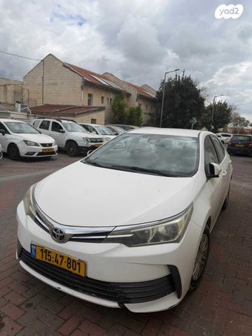 מודעת רכב טויוטה קורולה