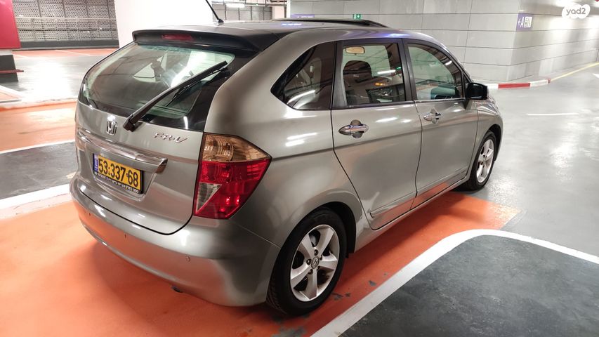 מודעת רכב הונדה FR-V 2