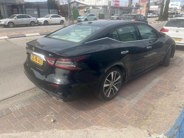 מודעת רכב ניסאן מקסימה