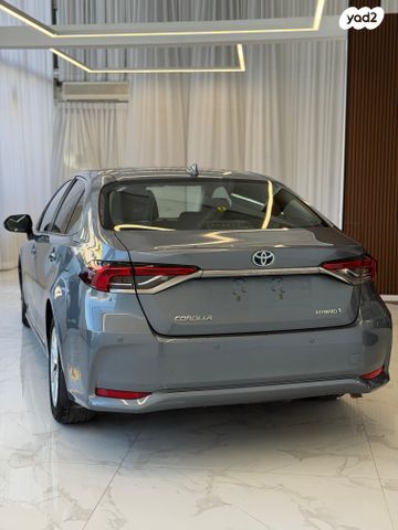 מודעת רכב טויוטה קורולה 2