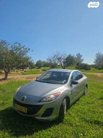 מודעת רכב מאזדה 3