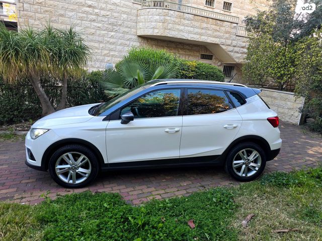 מודעת רכב סיאט ארונה