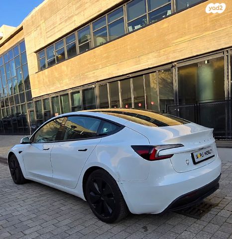 מודעת רכב טסלה מודל 3 2