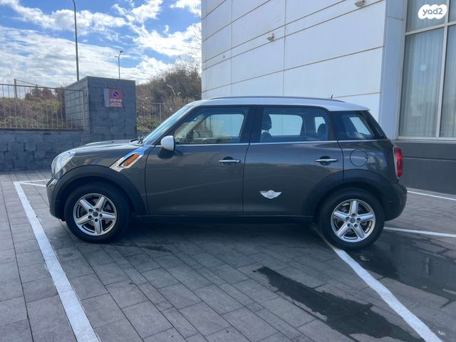 מודעת רכב מיני קאנטרימן 2