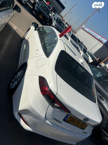 מודעת רכב טויוטה קורולה 2