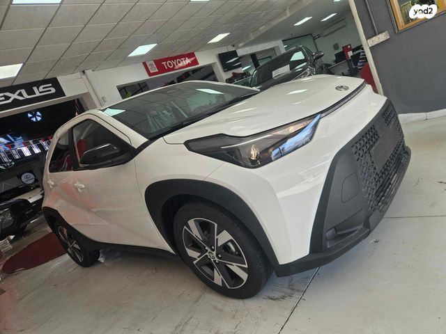 מודעת רכב טויוטה אייגו X 2