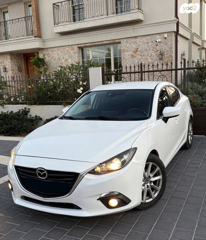 מודעת רכב מאזדה 3