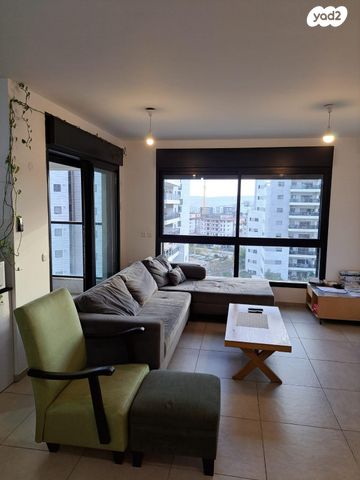 יונתן רטוש 3