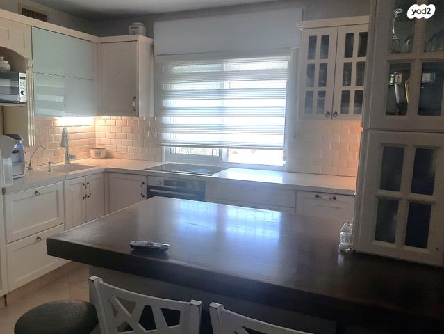 קהילות שו"ם 327