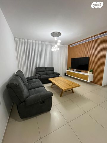 גדעון האוזנר 43