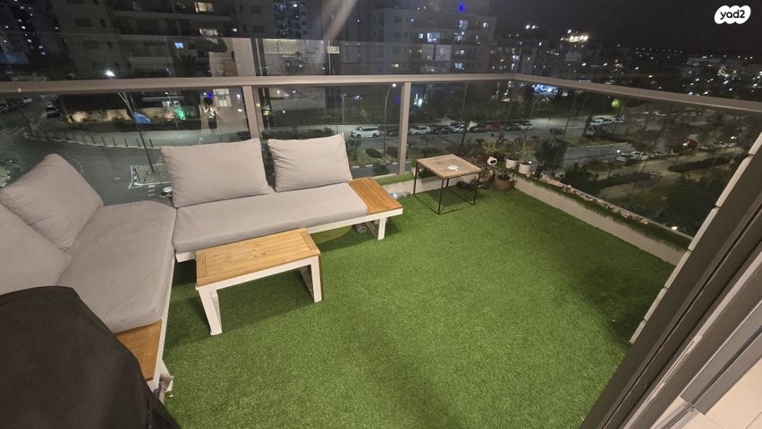 שדרות הרצל 2