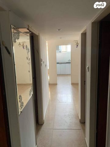 שדרות זלמן שניאור 24