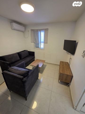 מבצע עובדה 114