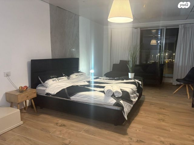 שדרות וייצמן 77