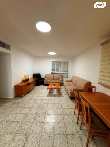 עין נטפים 33