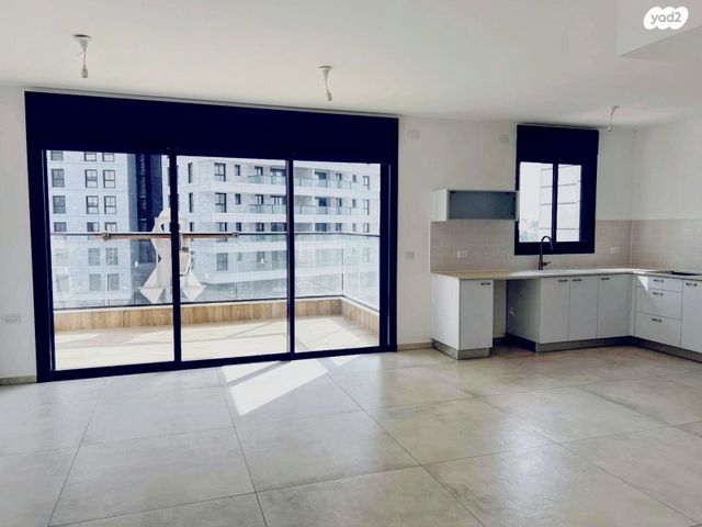 יונה וולך 16