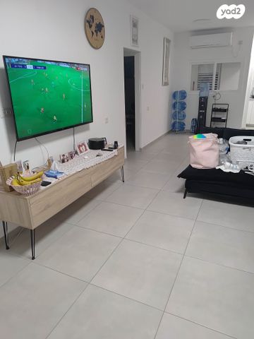 יחזקאל דנין 35