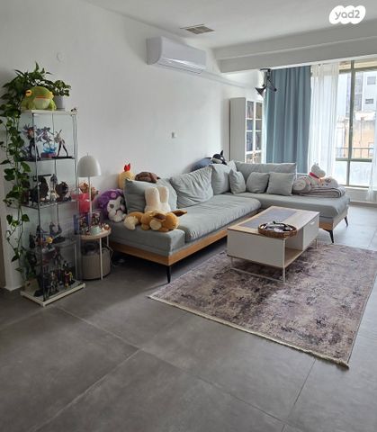 דרך בן גוריון 156