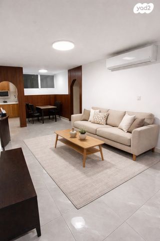 גיורא יוספטל 22