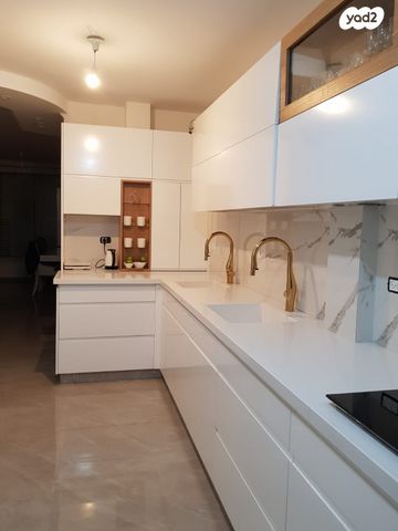 הרב מיימון 54