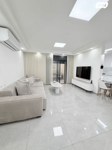 מודעת נכס, באר שבע