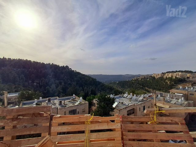 דירה למכירה בירושלים (תיווך) — 2
