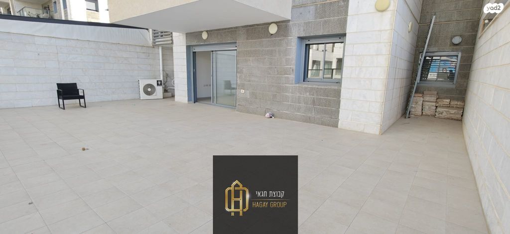 דירה, נאות שמיר, רמלה