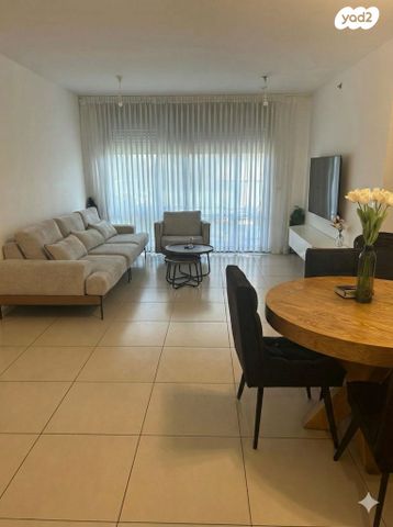 מאיר אריאל 13