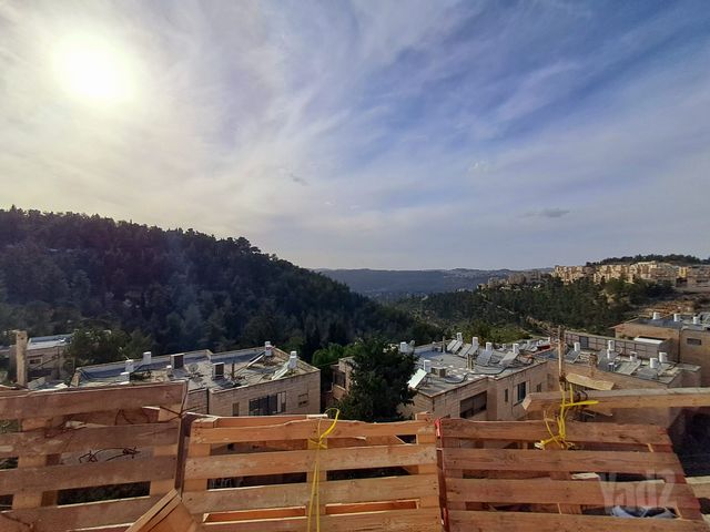 גג/ פנטהאוז למכירה בירושלים (תיווך) — 2