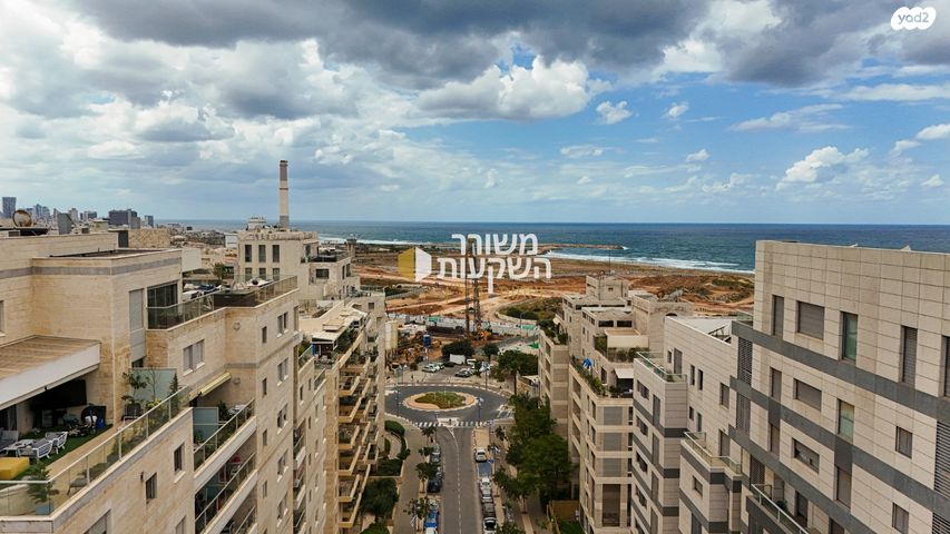 הגוש הגדול, רמת אביב החדשה, נופי ים