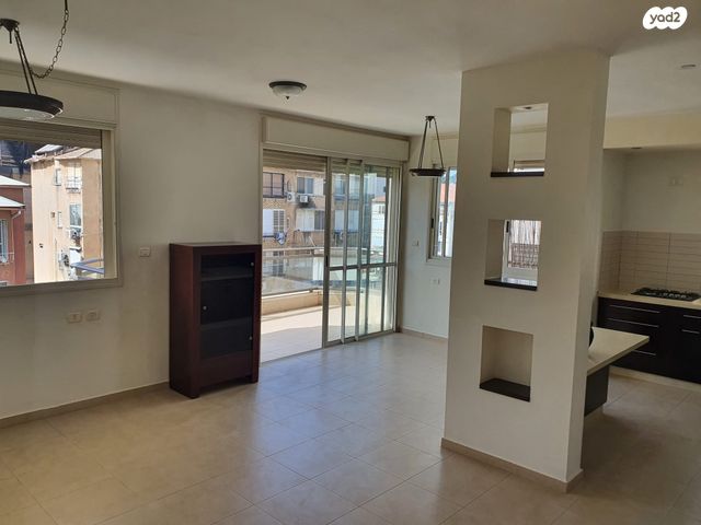 מודעת נכס, הרימון, ב' / צפון מערב העיר, רחובות