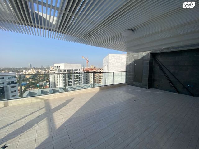 מודעת נכס, יונה וולך 7, גרין פארק החדשה, הוד השרון