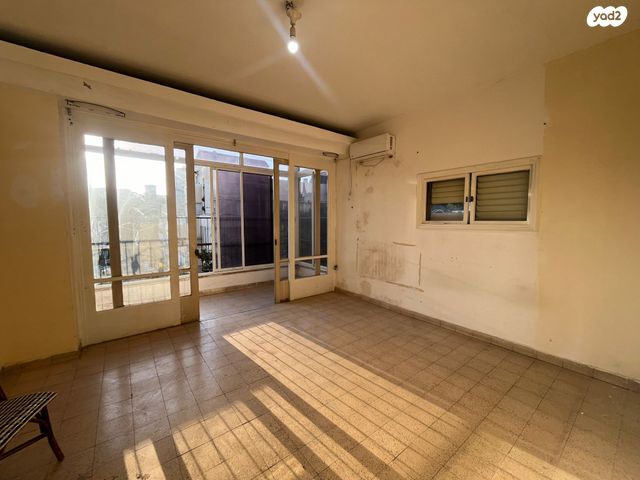 מודעת נכס, מעלה הנשר, שכונת בן גוריון, מרכז העיר ג', רמת גן