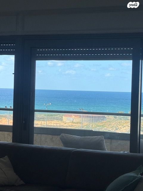 הגוש הגדול, רמת אביב החדשה, נופי ים