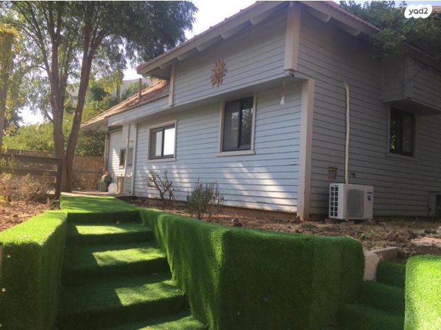 בית פרטי/ קוטג', גמלא, קצרין