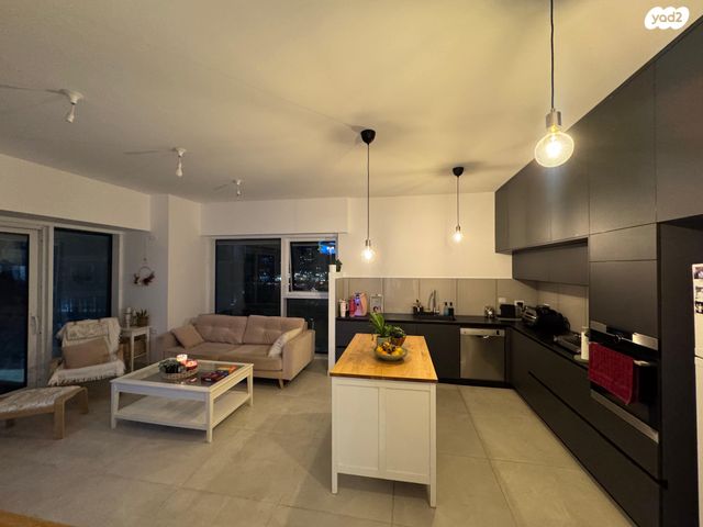 אריאל שרון 10