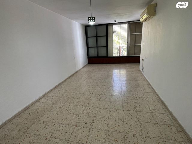 בעל שם טוב 4