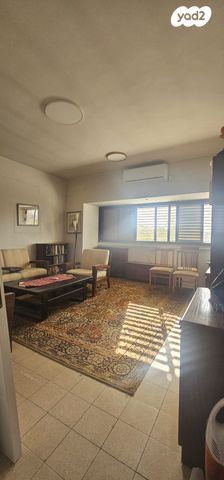 מודעת נכס, הגלעד 1, אגרובנק, חולון