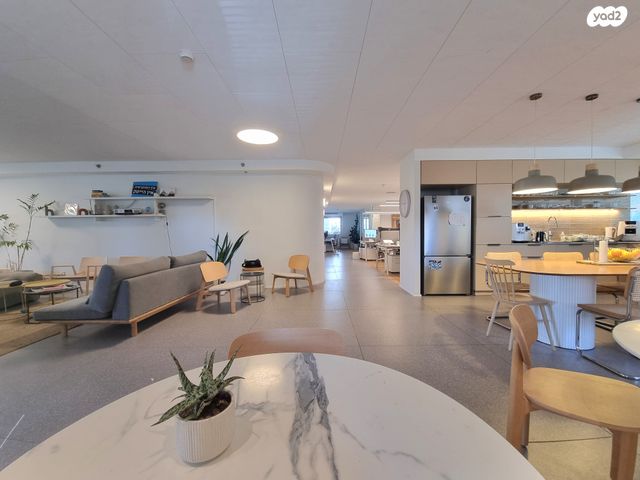 מודעת נכס, גני שרונה, קרית הממשלה, תל אביב יפו