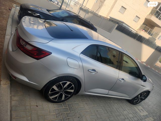 מודעת רכב רנו מגאן