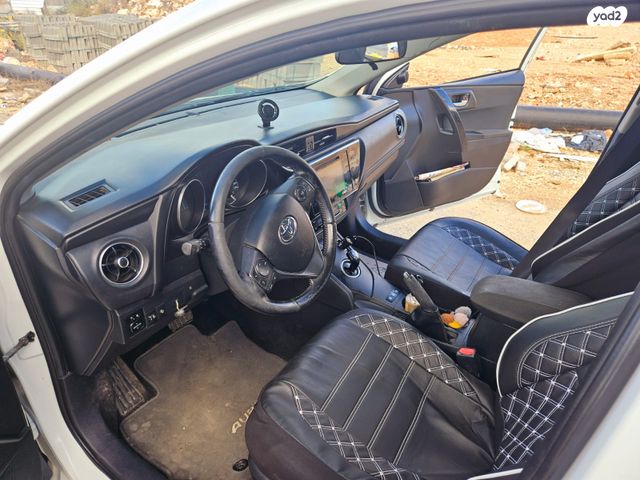 מודעת רכב טויוטה אוריס