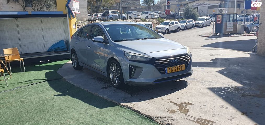 מודעת רכב יונדאי איוניק