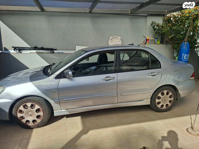 מודעת רכב מיצובישי לנסר