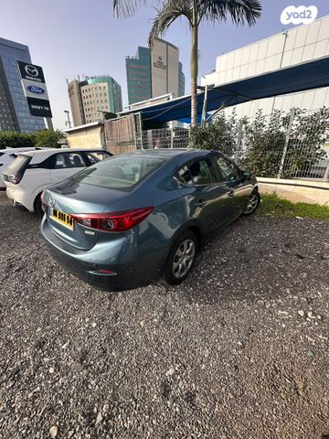 מודעת רכב מאזדה 3