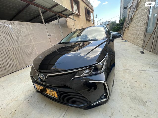 מודעת רכב טויוטה קורולה