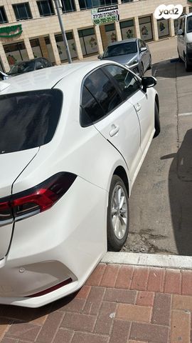 מודעת רכב טויוטה קורולה