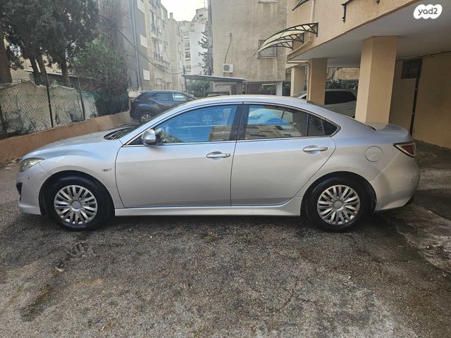 מודעת רכב מאזדה 6