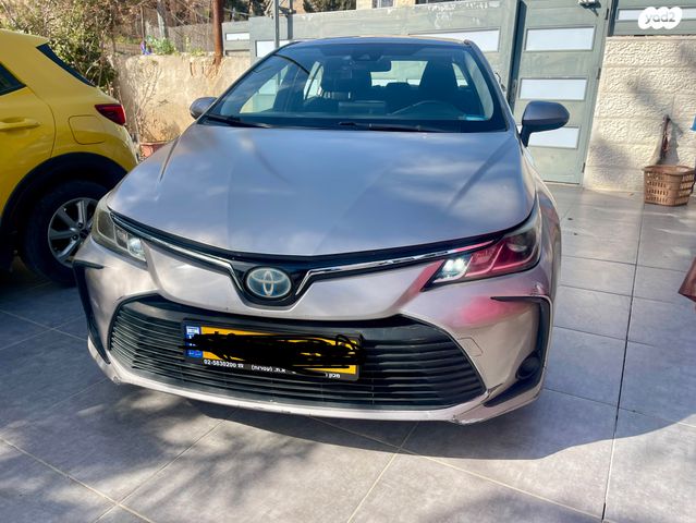 מודעת רכב טויוטה קורולה